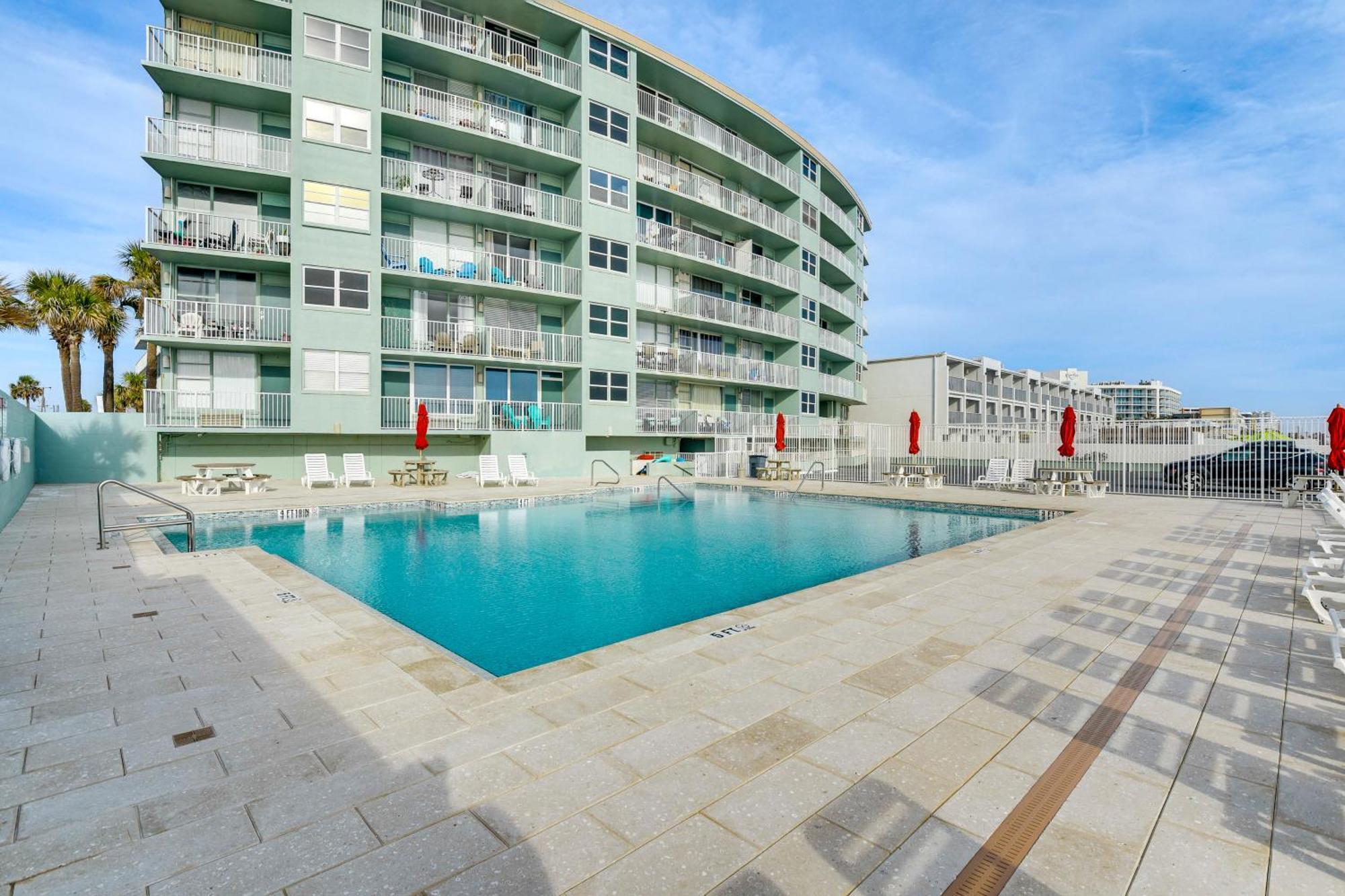 Updated Daytona Beach Oceanfront Studio! Экстерьер фото